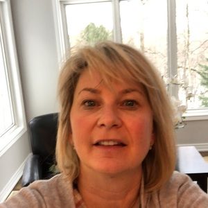 Meet your Posher, Alison